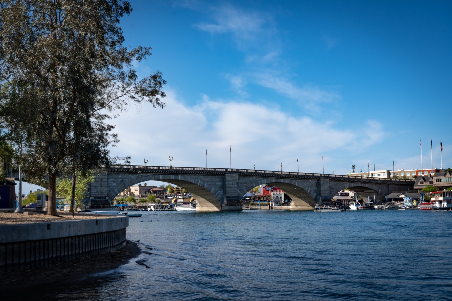 Service Paradise Boat Tours of Lake Havasu